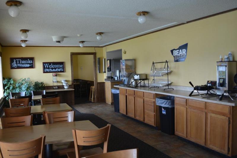 Travelodge By Wyndham Grand Forks Exterior foto